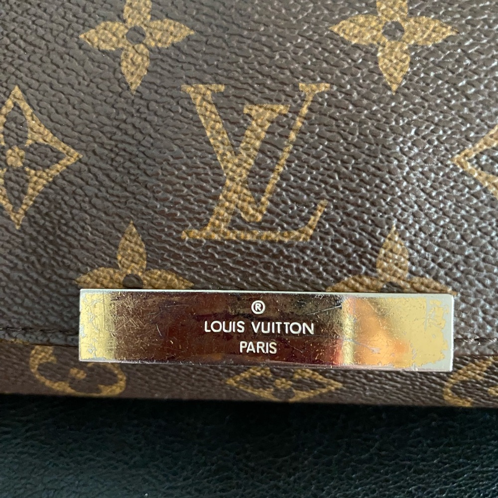 Louis Vuitton Classic Brown Monogram Clutch - Picture 9 of 14